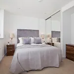 One White\'S Row Apartments
